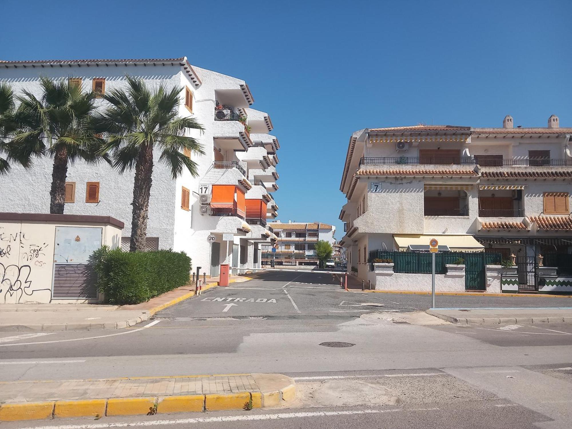 Apartamento Santa Pola, En Playa Del Tamarit Con Piscina. Exterior photo